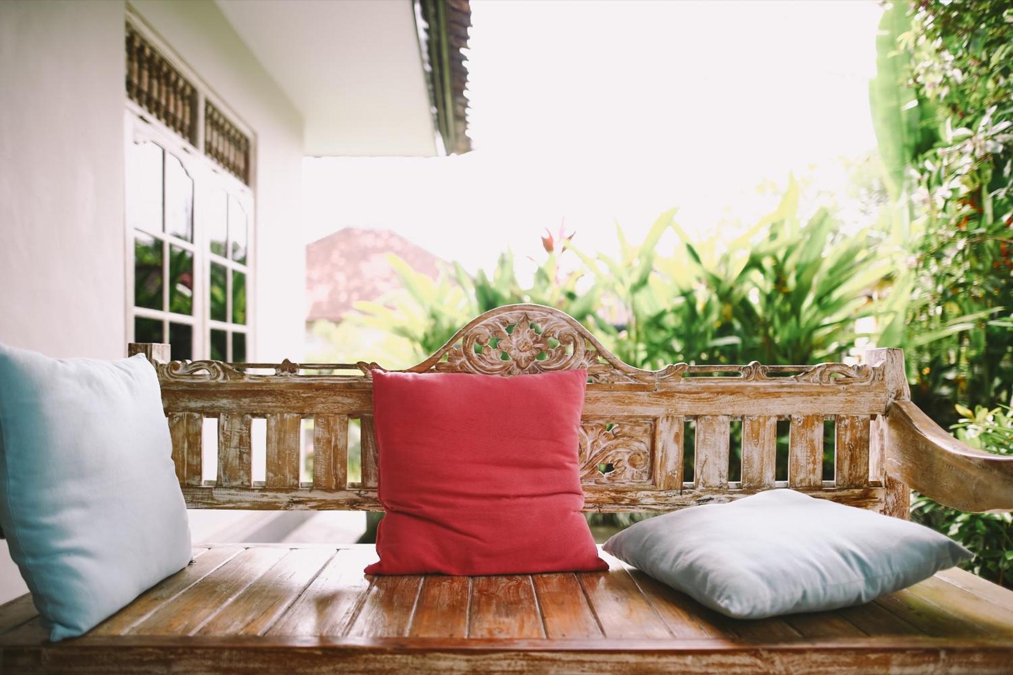 Swan House Canggu Hotell Exteriör bild