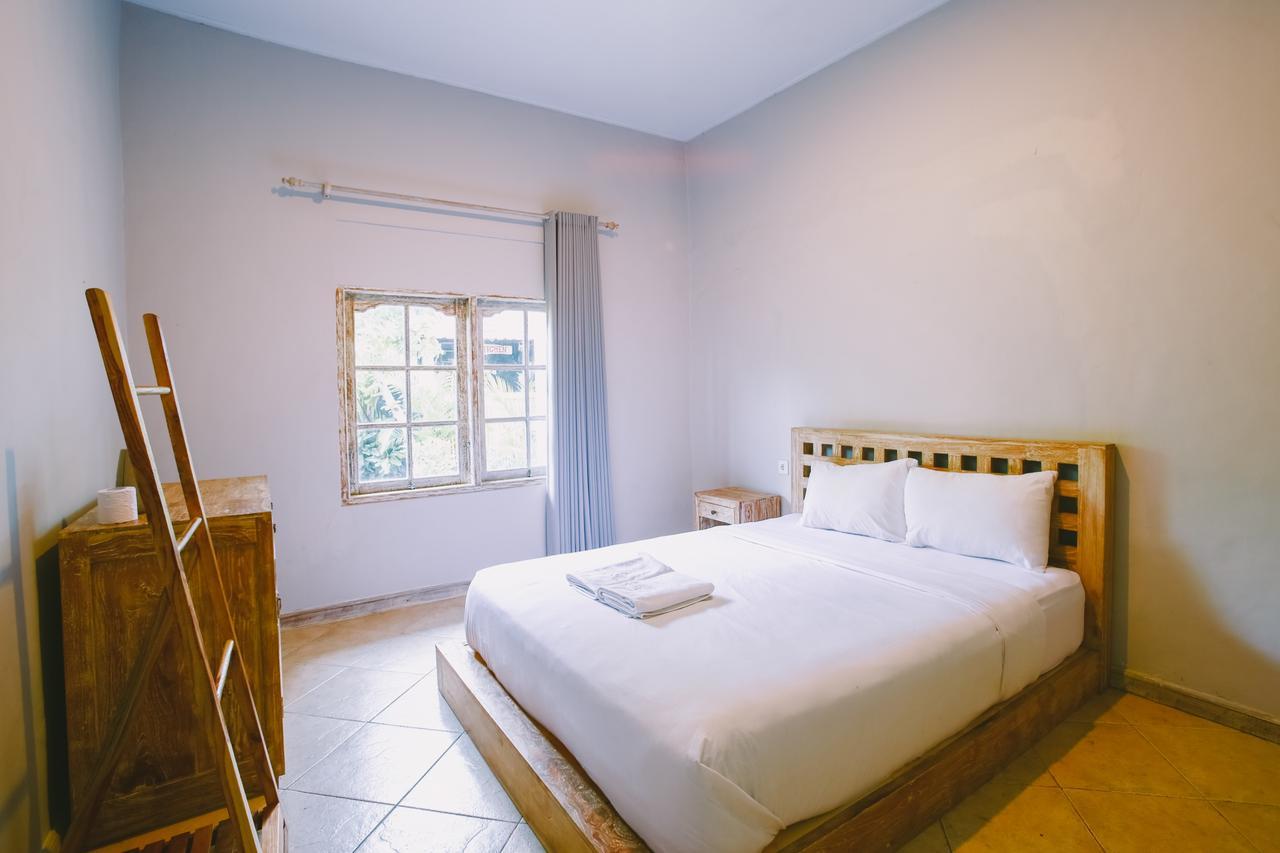 Swan House Canggu Hotell Exteriör bild