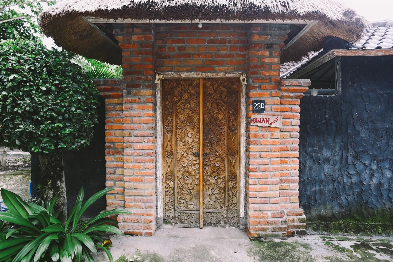 Swan House Canggu Hotell Exteriör bild