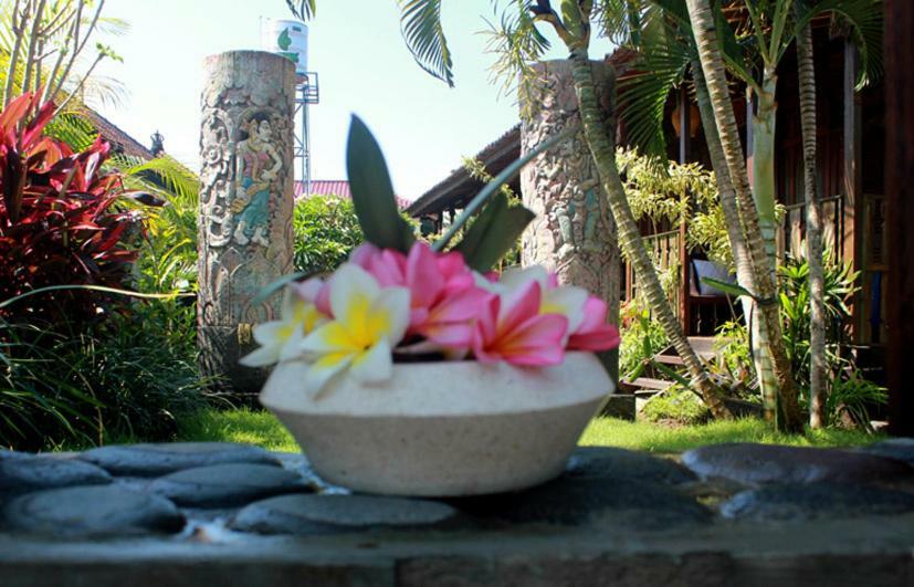 Swan House Canggu Hotell Exteriör bild